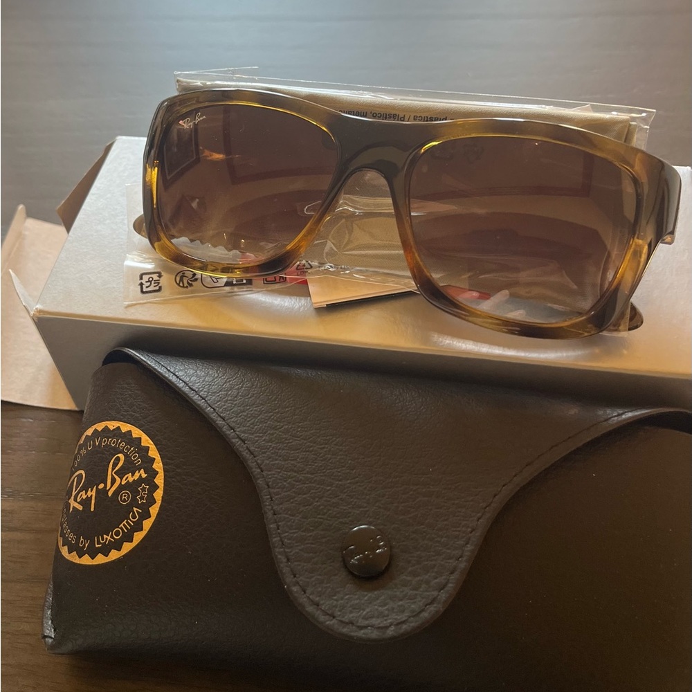 Ray-Ban Tortoise Shell Sunglasses